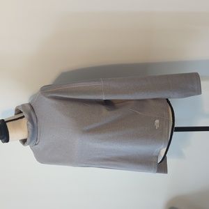 North Face Pull Over Size Small